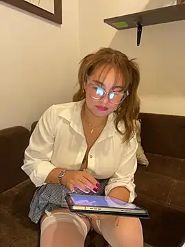 Gabriela-Parker  online show from January 2025 09:20:02 PM