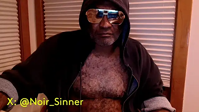 Snapshot of sinnernoir chatting on November 2025 05:18:02 AM sinnernoir online show from November 2025 05:18:02 AM