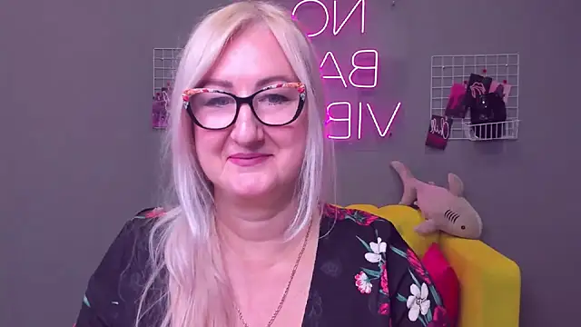 ChristyBrooks online show from December 2024 01:17:02 PM