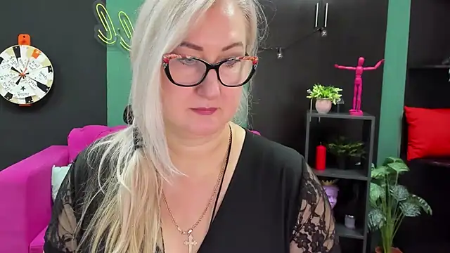 ChristyBrooks online show from January 2025 10:41:02 AM