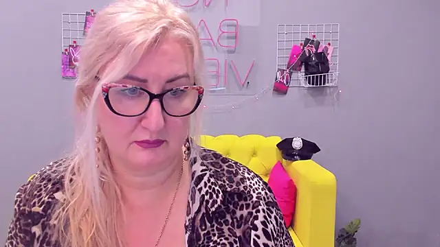ChristyBrooks online show from January 2025 01:36:02 PM