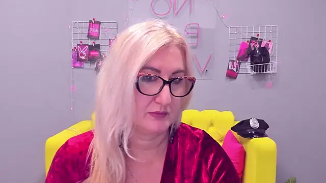 ChristyBrooks online show from January 2025 03:55:01 PM