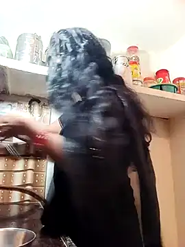 Snapshot of Cute-Aadhvita chatting on February 2025 12:44:02 PM Cute-Aadhvita online show from February 2025 12:44:02 PM