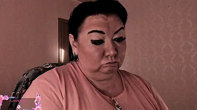 Snapshot of SexxyDreams1 chatting on December 2025 06:29:02 AM SexxyDreams1 online show from December 2025 06:29:02 AM