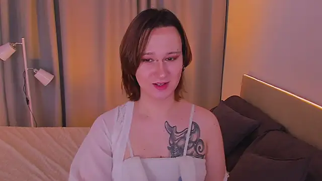 Nicole Cidman online show from January 2025 02:04:01 PM