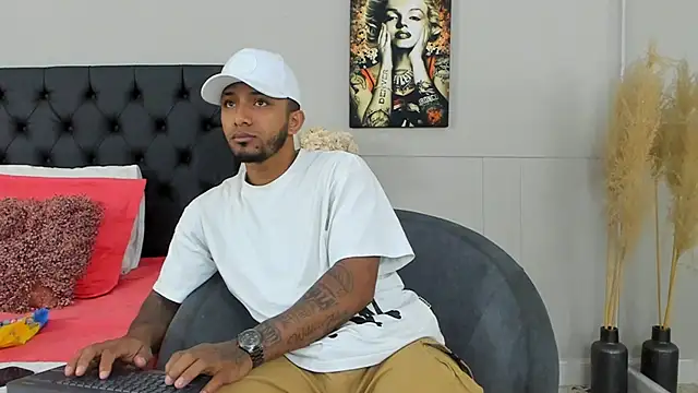 Robin Rief online show from March 2025 03:21:02 AM