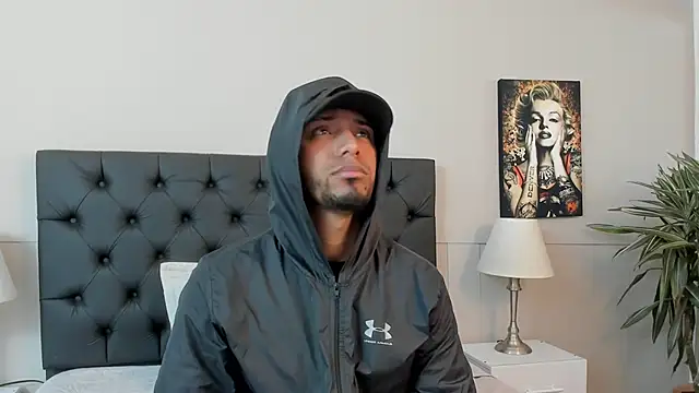 Robin Rief online show from September 2025 03:12:01 AM