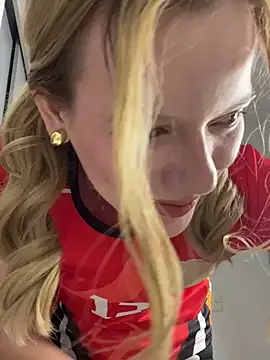 NicoleCut online show from January 2025 11:23:02 AM
