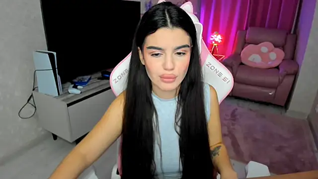 AlluringAriel online show from October 2025 07:35:02 PM