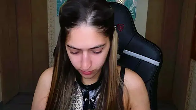 Snapshot of Teresa_Stane chatting on November 2025 05:17:01 AM Teresa Stane online show from November 2025 05:17:01 AM