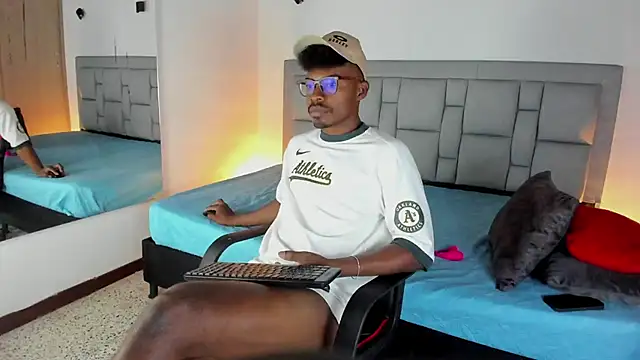 JEFFREY COTTOM online show from January 2025 07:07:02 PM