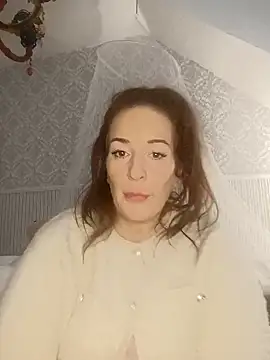 Engel mia online show from December 2024 12:23:02 PM