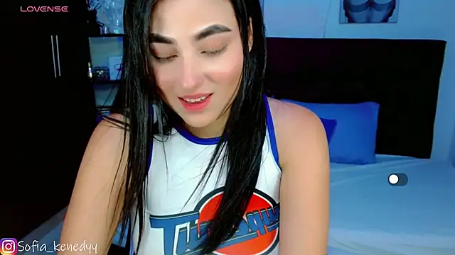 Sofia kenedyy online show from January 2025 01:04:02 AM