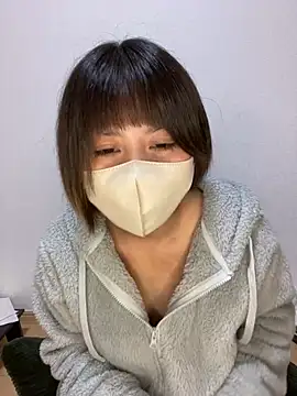 Snapshot of -anzu-o chatting on December 2024 12:01:02 PM -anzu-o online show from December 2024 12:01:02 PM