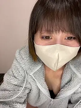 Snapshot of -anzu-o chatting on January 2025 12:47:02 PM -anzu-o online show from January 2025 12:47:02 PM