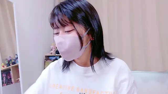 Snapshot of -anzu-o chatting on October 2025 11:36:02 PM -anzu-o online show from October 2025 11:36:02 PM