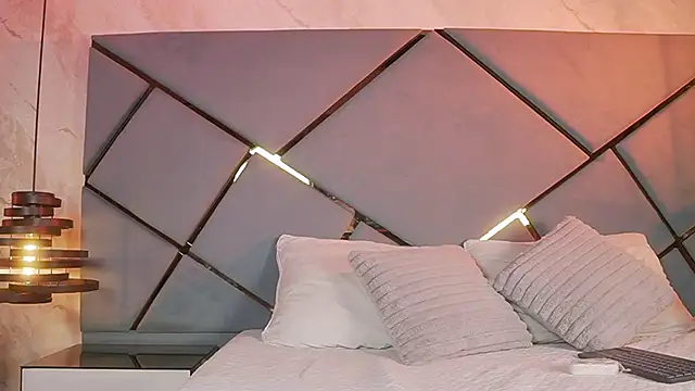 giorgia 13 online show from October 2025 03:17:02 AM