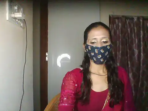 Snapshot of diyayourdil chatting on October 2025 06:45:01 AM diyayourdil online show from October 2025 06:45:01 AM