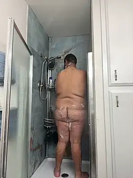 Snapshot of daddymaniaco69 chatting on December 2024 04:58:01 PM daddymaniaco69 online show from December 2024 04:58:01 PM