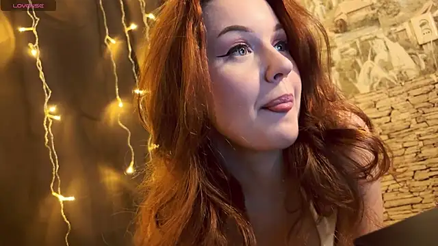 LaurenRossss online show from January 2025 11:00:02 PM