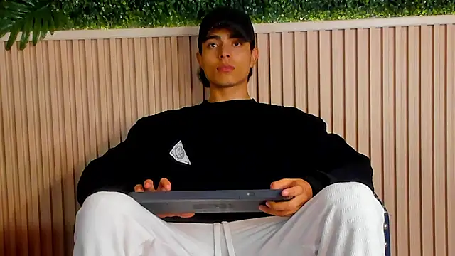 JoshRashfordd online show from September 2025 11:48:01 AM