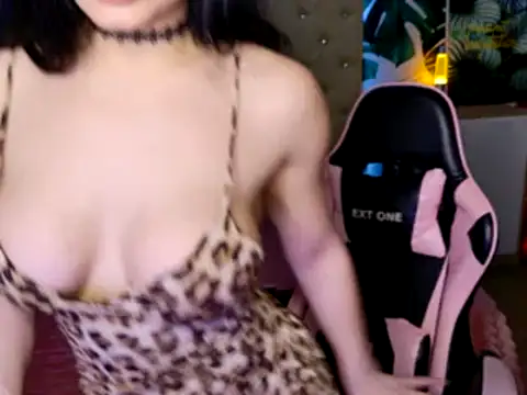 KattieSims online show from February 2025 01:13:02 AM