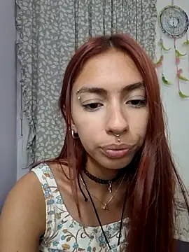 Snapshot of Jazmin-Cerezita chatting on November 2025 02:02:01 AM Jazmin-Cerezita online show from November 2025 02:02:01 AM