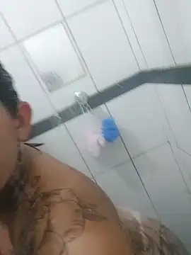 Snapshot of baixinhaloira chatting on January 2025 01:06:01 AM baixinhaloira online show from January 2025 01:06:01 AM