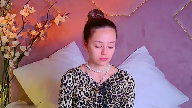 STELLA RICH online show from October 2025 09:36:01 PM