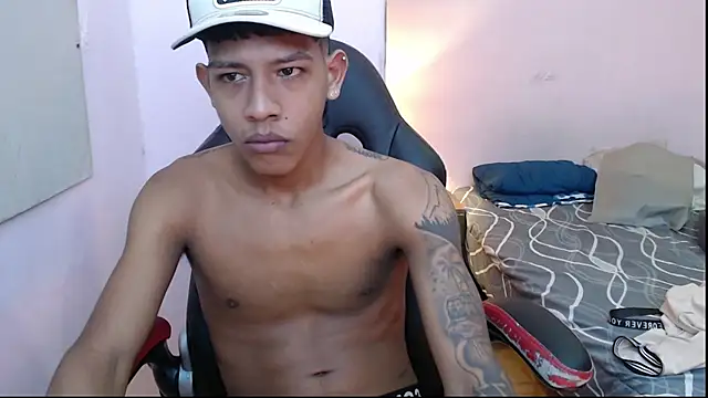 mr stiven  online show from January 2025 03:05:02 AM