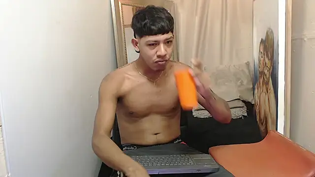 Snapshot of mr_stiven_ chatting on November 2025 02:22:02 AM mr stiven online show from November 2025 02:22:02 AM