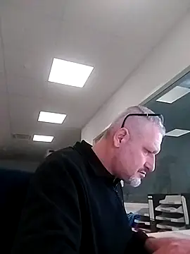 Snapshot of Husoban chatting on November 2025 11:25:01 PM Husoban online show from November 2025 11:25:01 PM