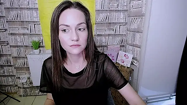 Lina Star S online show from September 2025 09:21:02 AM