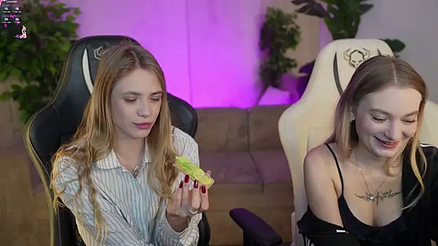 Snapshot of Ewa_Pearl chatting on September 2025 06:50:02 AM Ewa Pearl online show from September 2025 06:50:02 AM