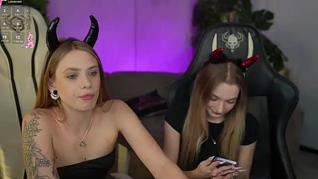 Snapshot of Ewa_Pearl chatting on October 2025 07:26:02 PM Ewa Pearl online show from October 2025 07:26:02 PM