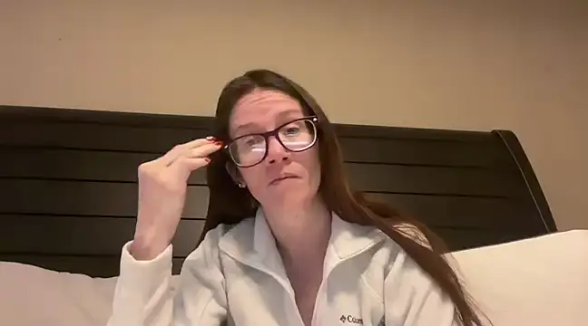 yourstrulylivy69 online show from December 2024 02:42:02 PM