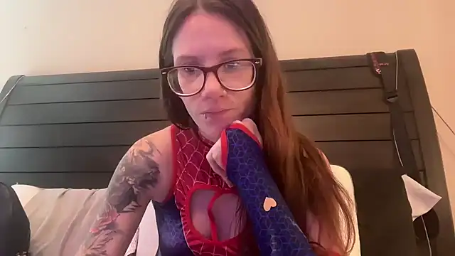 yourstrulylivy69 online show from January 2025 03:18:02 PM