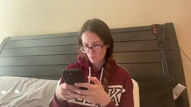 yourstrulylivy69 online show from January 2025 06:14:01 PM