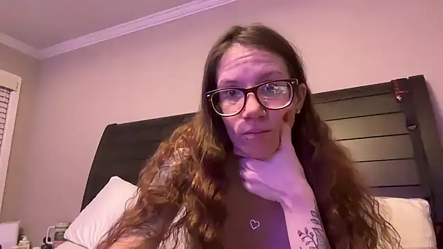 yourstrulylivy69 online show from February 2025 11:33:01 AM