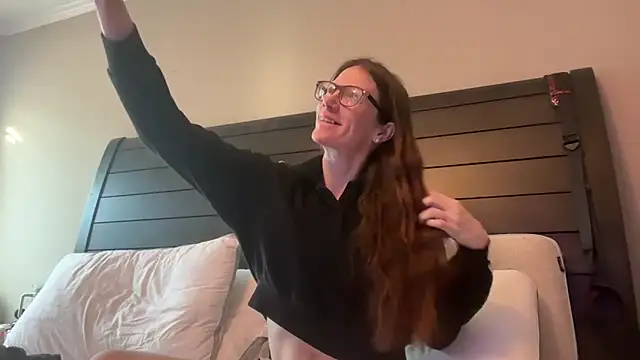 yourstrulylivy69 online show from February 2025 02:46:02 PM