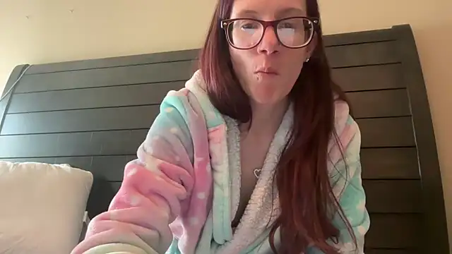 yourstrulylivy69 online show from March 2025 04:11:02 PM