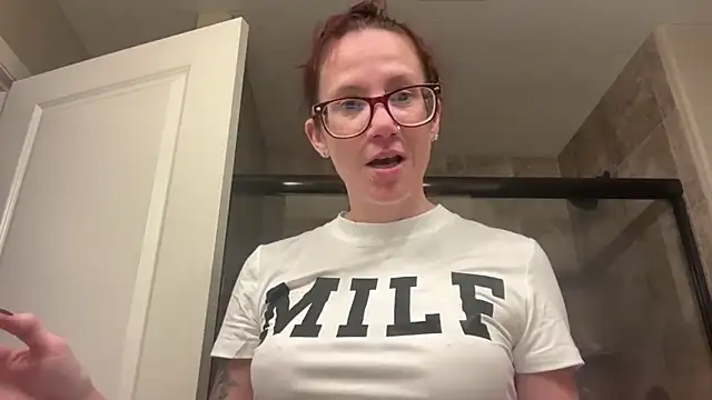 yourstrulylivy69 online show from September 2025 02:08:01 PM