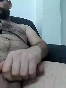 Snapshot of mertBy chatting on December 2024 11:18:01 PM mertBy online show from December 2024 11:18:01 PM