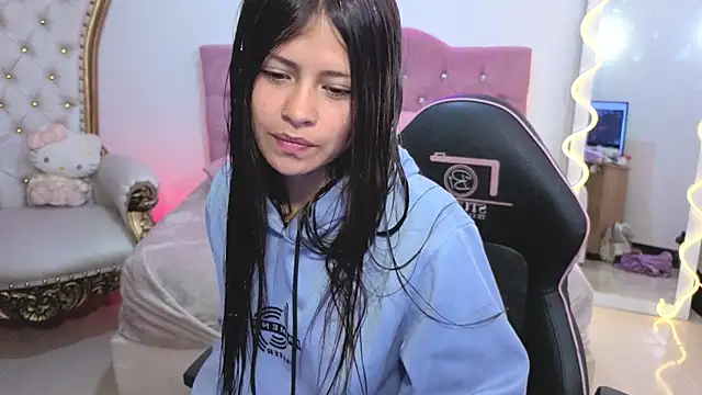 Snapshot of kittystart_tay chatting on September 2025 11:48:01 AM kittystart tay online show from September 2025 11:48:01 AM