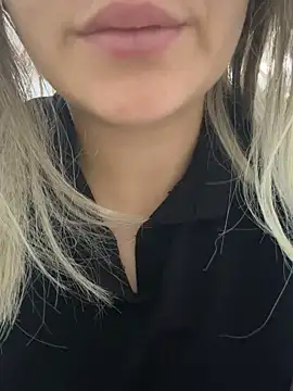 Gamzemm8888 online show from March 2025 12:20:01 PM