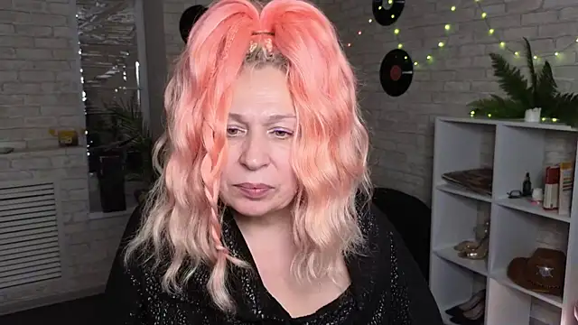Penelope Pinky online show from December 2024 03:03:02 AM