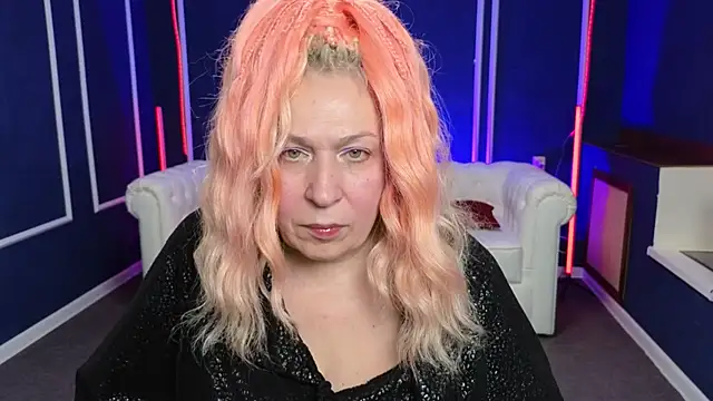 Penelope Pinky online show from December 2024 02:47:02 PM