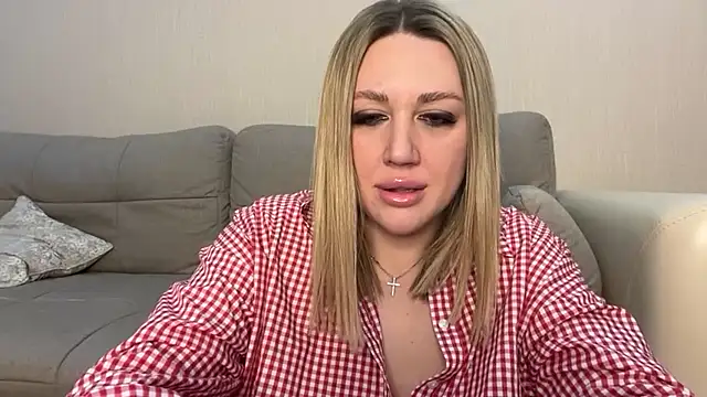 VickyLove047 online show from September 2025 05:29:02 PM