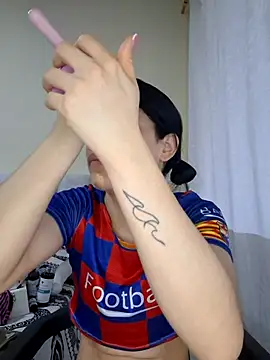 Snapshot of franchezkavegaaa chatting on October 2025 12:00:02 PM franchezkavegaaa online show from October 2025 12:00:02 PM