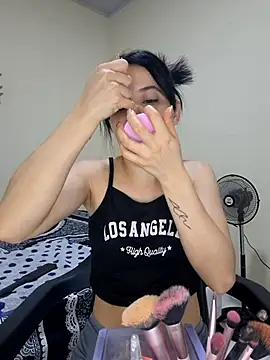 Snapshot of franchezkavegaaa chatting on November 2025 12:05:02 PM franchezkavegaaa online show from November 2025 12:05:02 PM